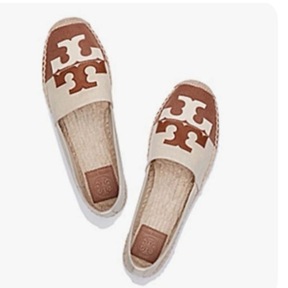 Tory Burch tan espadrilles. - Picture 1 of 8